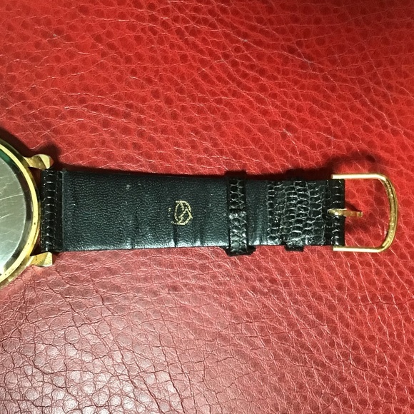 Vintage Regent Watch Cat Flowers Gold Tone Black Leather Wristband Analog Dial - Picture 10 of 16